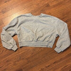 H&M Move cropped sweatshirt